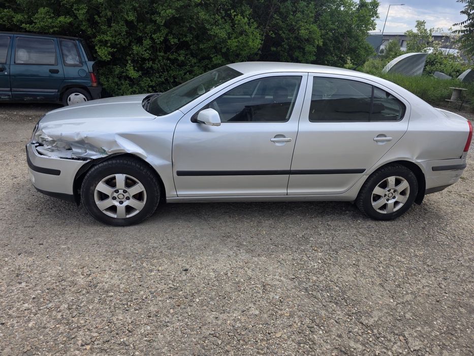 Vând scoda octavia 2 an fab 2008 motor benzina 1.600cm