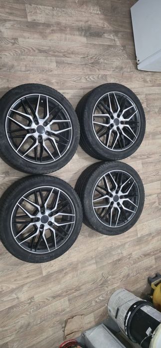 Set 4 roti jante japan racing r17 5x114.3 cb 67.1