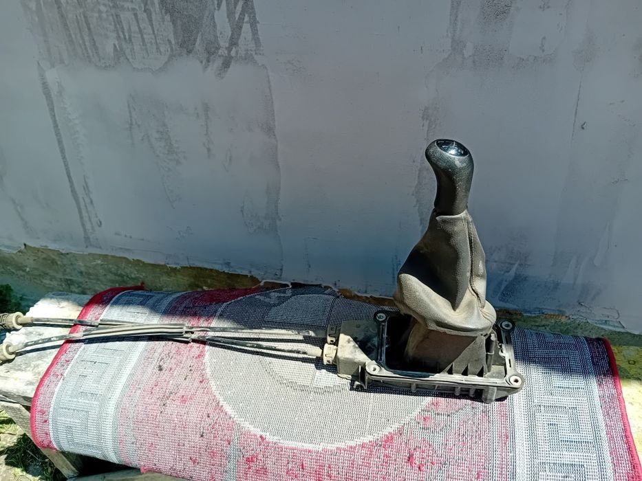 Vând diferite piese provenite din dezmembrări pentru logan 1.5 dizel e