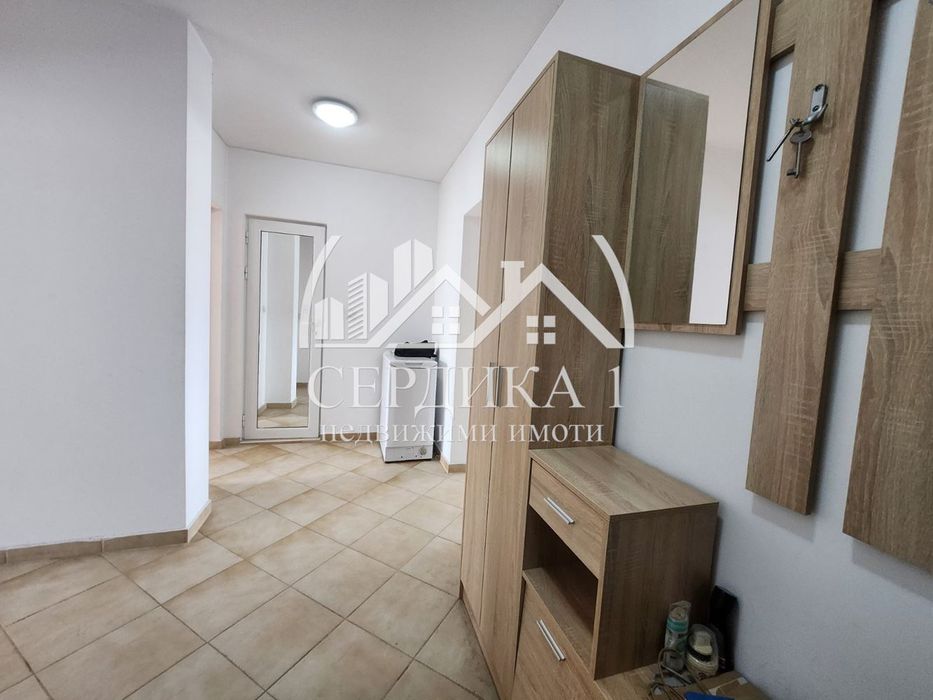 Дава се под наем Тристаен апартамент в София, Карпузица - 93 кв.м за 668.1 € - Снимка #3