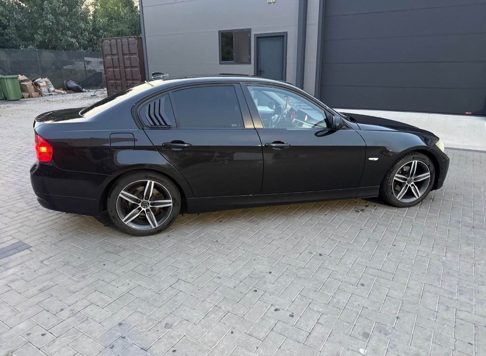VAND/SCHIMB BMW Seria 3 E90 320i