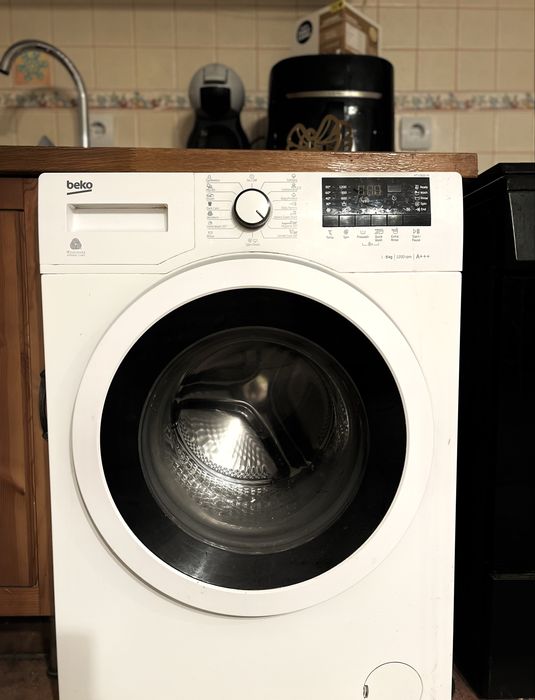 Mobila bucatarie+electrocasnice