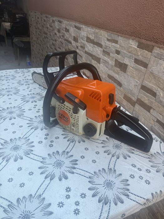 Бензинова резачка за дърва STIHL MS 180 C