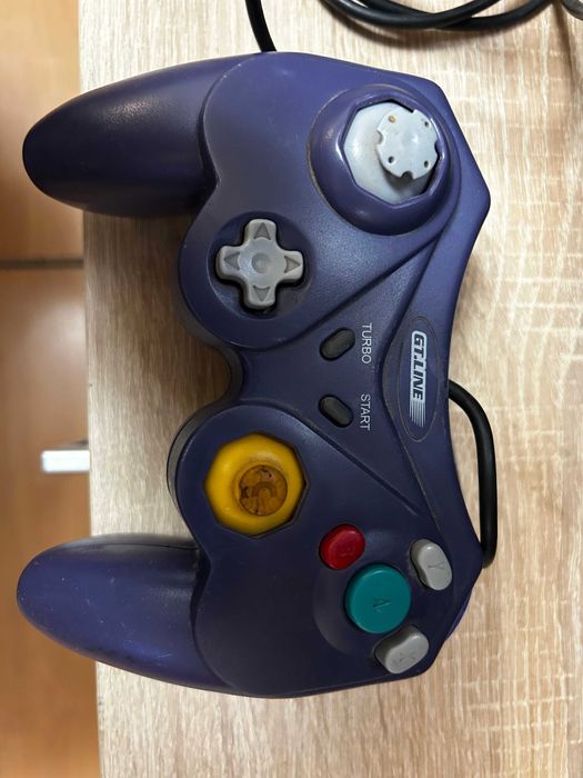 Controller Nintendo Gamecube aftermarket GT.Line, probat, functional.