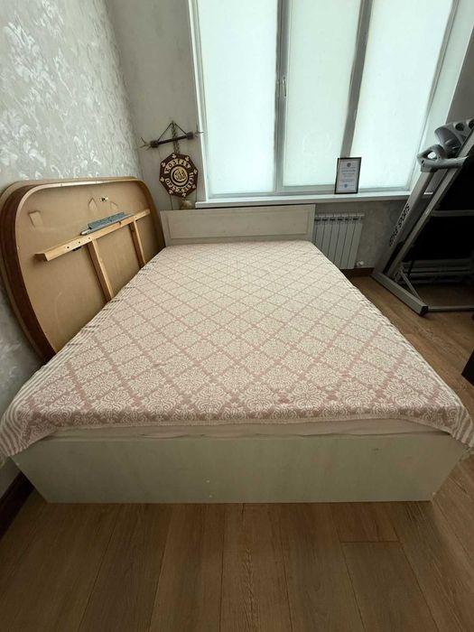 продам кровать полуторку