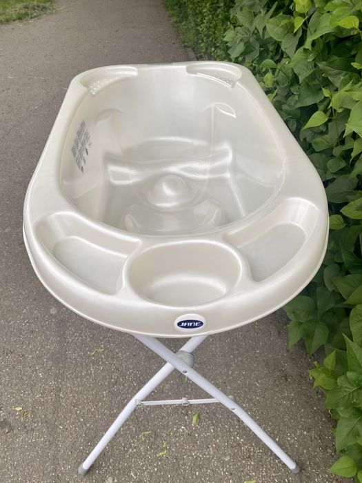 Cădiță Jane cu Suport metalic