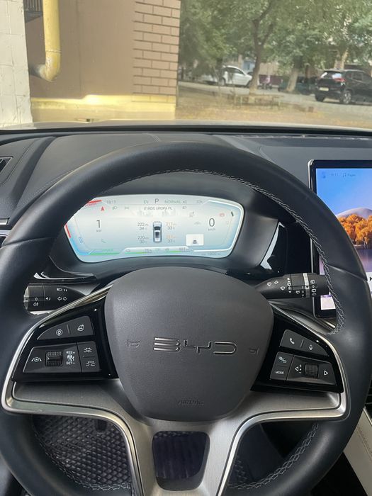 Продам своя BYD гибрит 150 фул