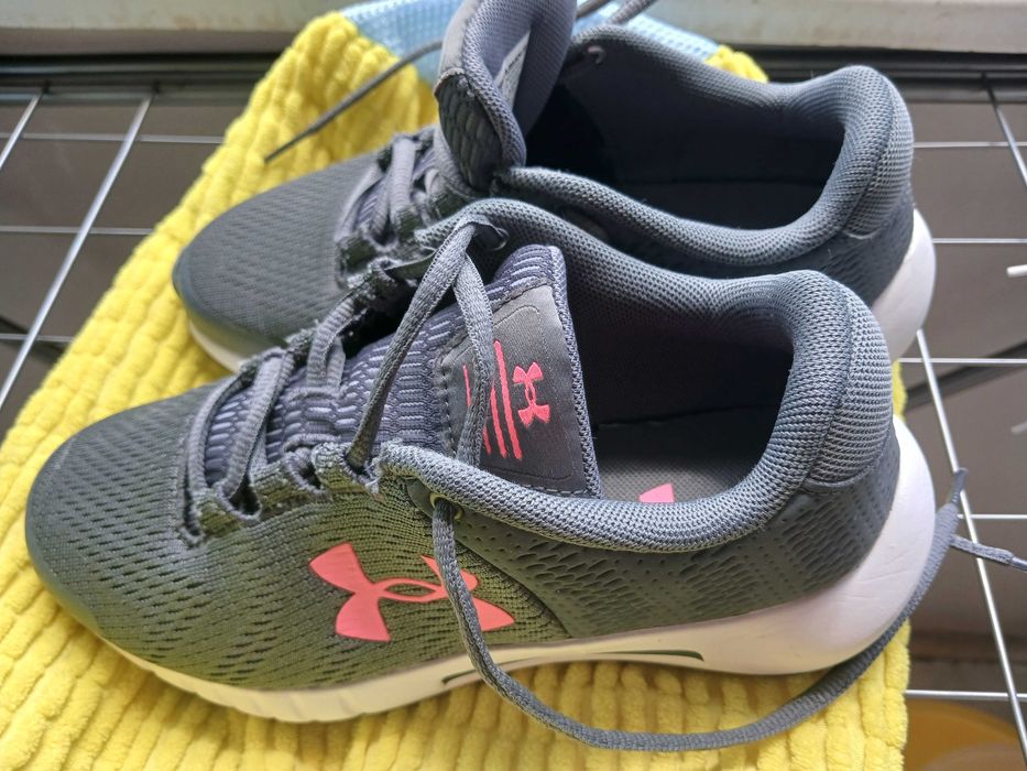 Маратонки Under Armour
