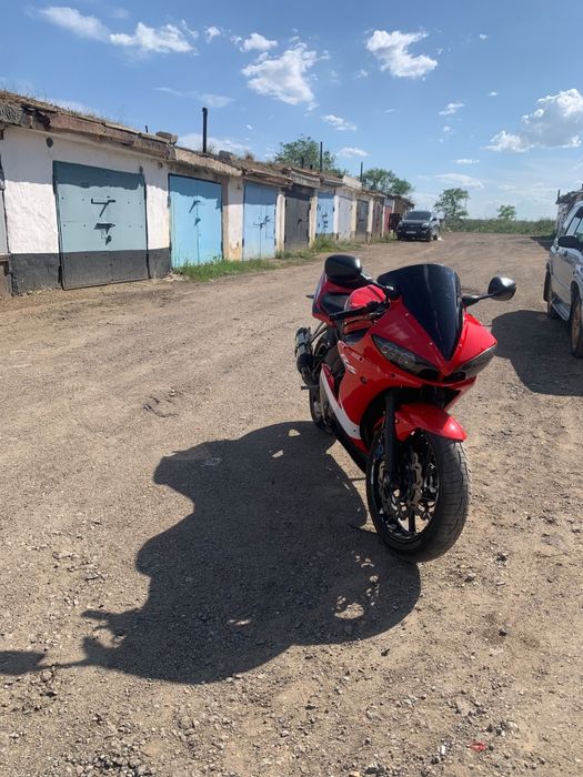 Продам ямаху r6 2004 год
