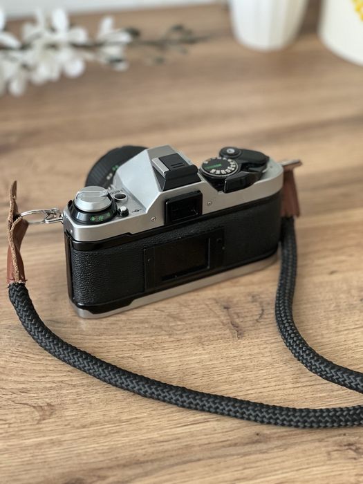 Продам пленочную камеру Canon ae1 program
