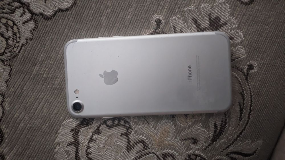 Продам Iphone 7 балхаш