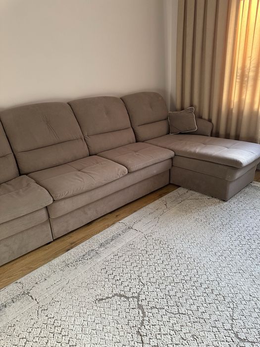 Продам диван в отличном состояний