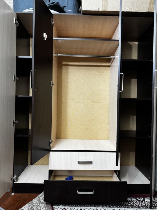 Продам шифонер срочно