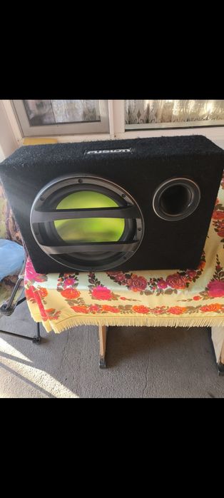 Продам сабвуфер в отличном состоянии