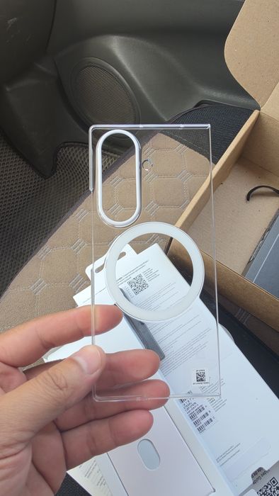 Samsung Fold 8 Ultra. Чехол