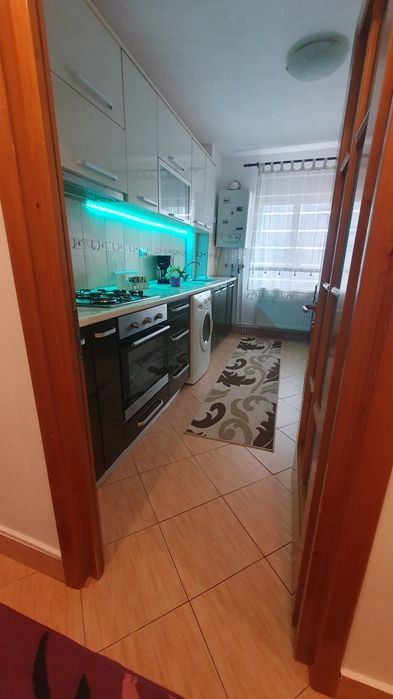 Apartament 2 camere de Inchiriat