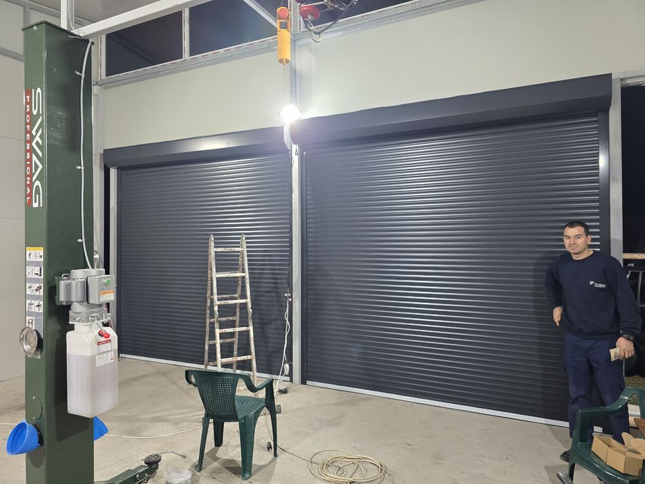 Usi garaj rulou Aluminiu
