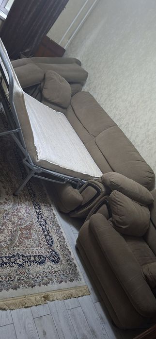 Диван бу Белорусь. Покупал за 2800$