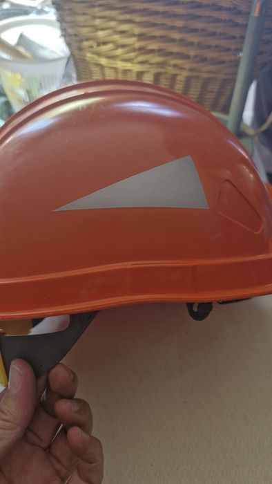 Каска для безопасности