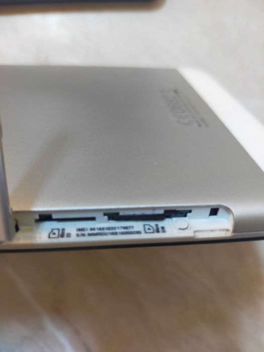 2 Tablete la preț de 1 huawey+allwiev