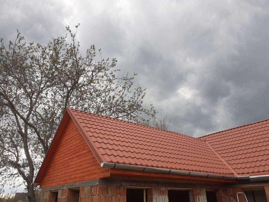 Tigla metalica dulgherie