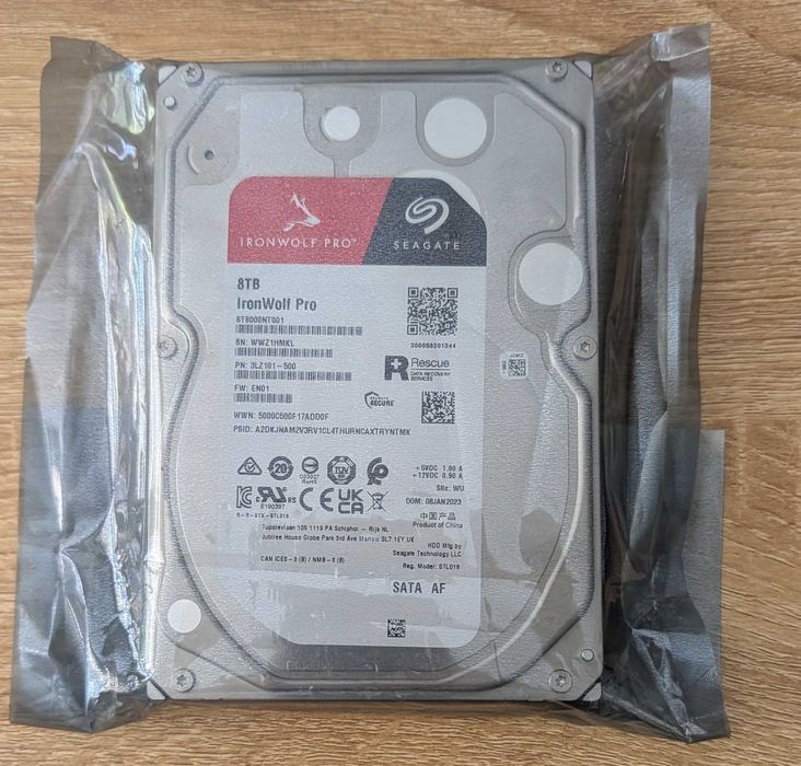 Hard Disk Intern Seagate IronWolf Pro 8TB SATA-III 7200RPM 256MB ST8000NT001 (Garantie 12.03.2028)