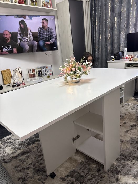 Masa de 8 persoane extensibila