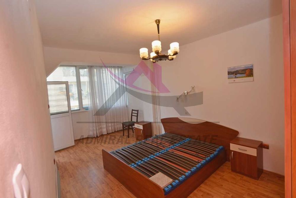 Дава се под наем Двустаен апартамент в Варна, Център - 70 кв.м за 450 € - Снимка #2