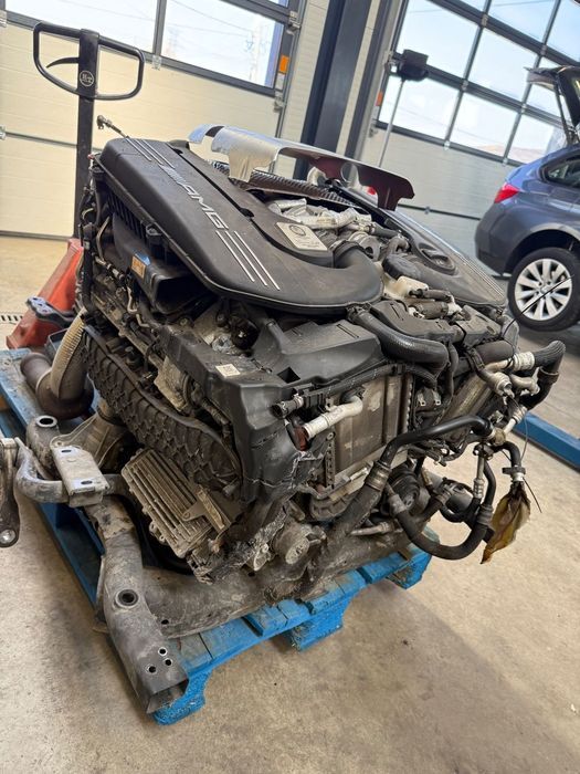 dezmembrez sau vand motor mercedes C63s amg , cod motor 177980 an 2017