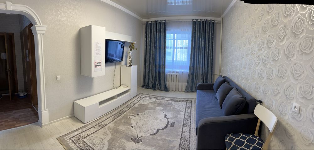 4 комнатная, посуточно,центр, площадь, Абая 123