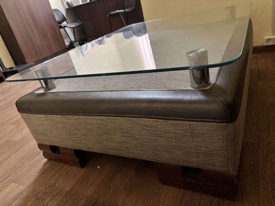 Продам журнальный столик