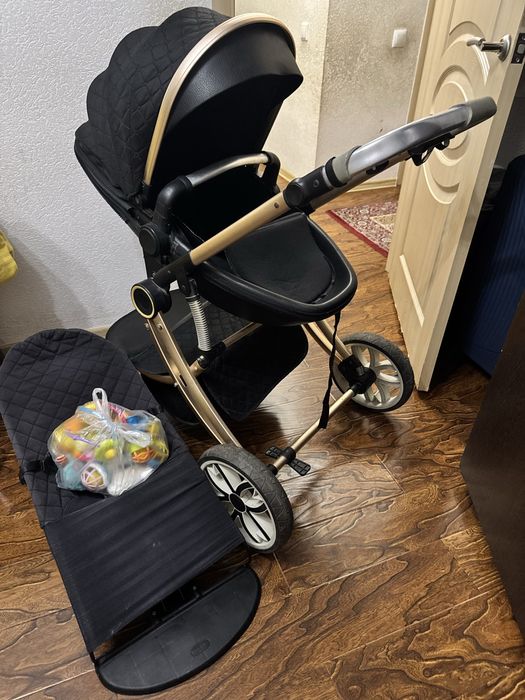 Коляска шезлонг .