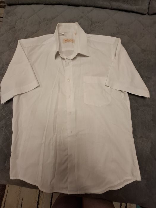 Продам школьные вещи.