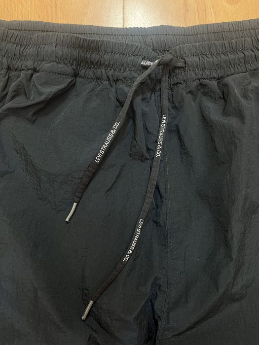 Levis мъжки къс панталон L