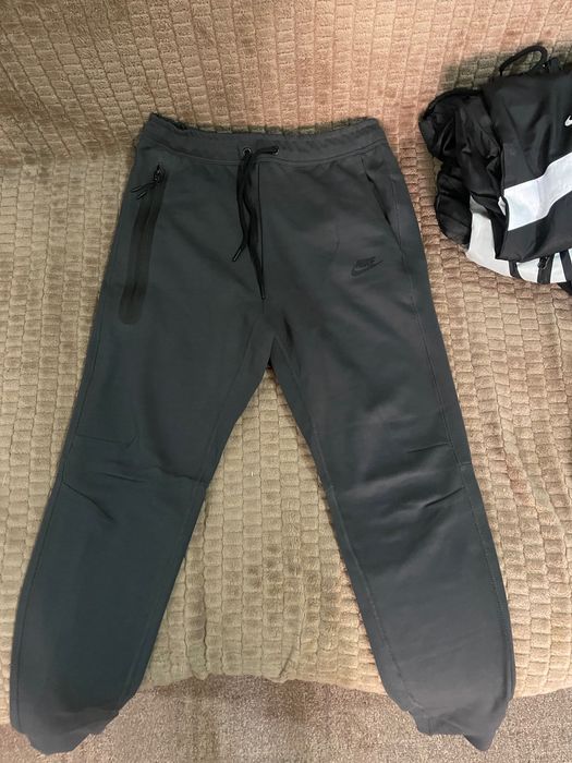 Trening Nike Tech