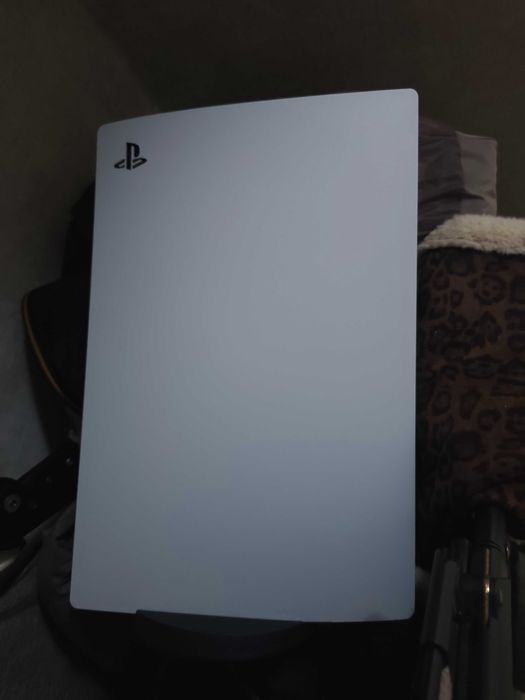 PS5 825 Gb bez diskovot skidka