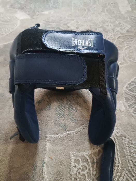 Боксерский шлем Everlast