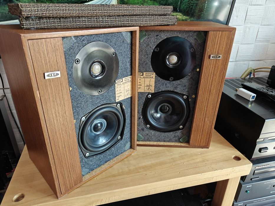 Kef cresta 1968  ( schimb )  boxe legendare , Ls3/5 rogers