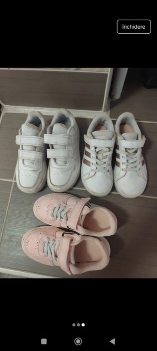 Adidași mărimea 28.