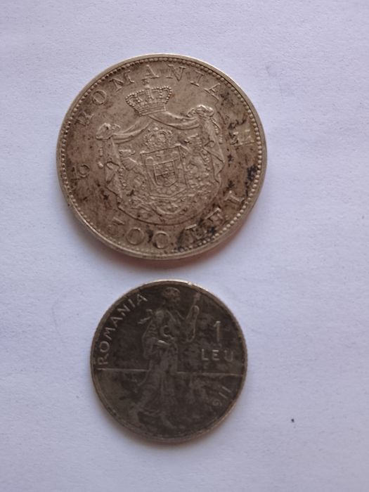 De vânzare două monede românești de argint