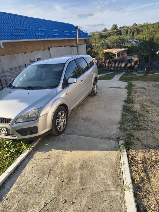 Vand ford focus nou