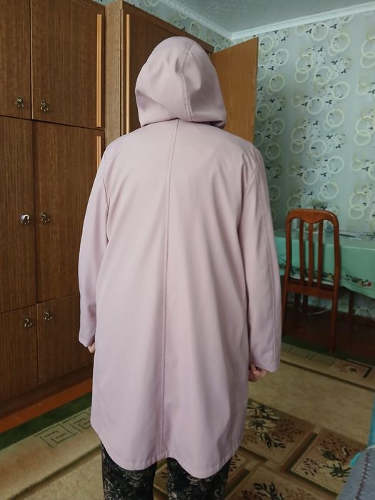 Продам куртку демисезонную