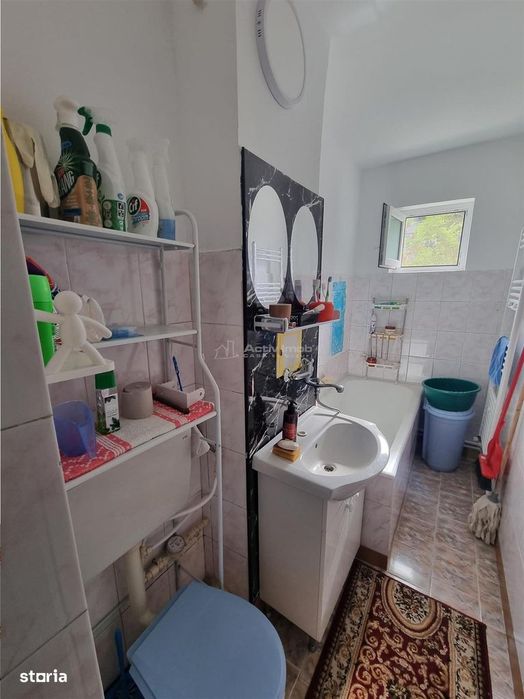 Apartament 2 camere et 2 zona 300  Cuza Voda langa Pompieri