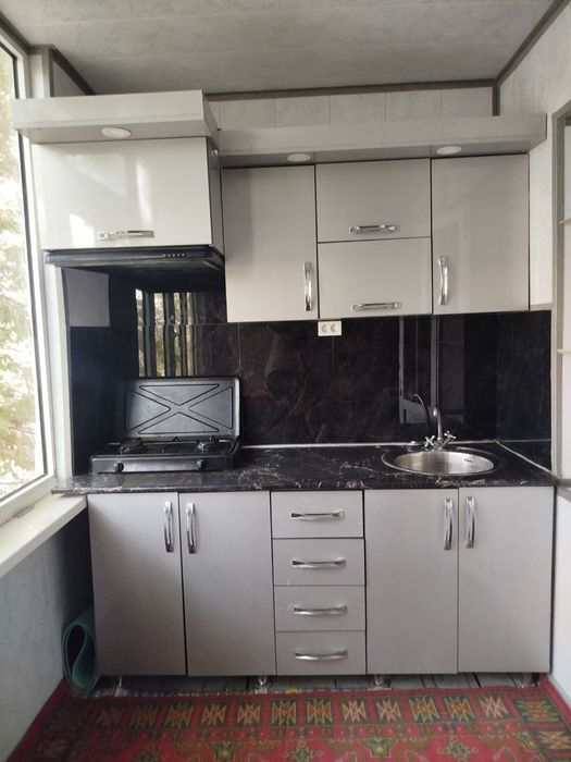 Ijaraga kvartira beriladi Mikrayon 2 xona 3 etajbozorcha orqasida