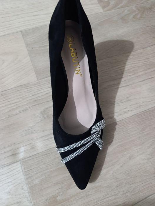 Туфли  38 р.жаңа