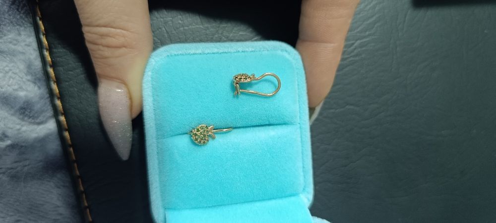 Продам золото 585 пробы.