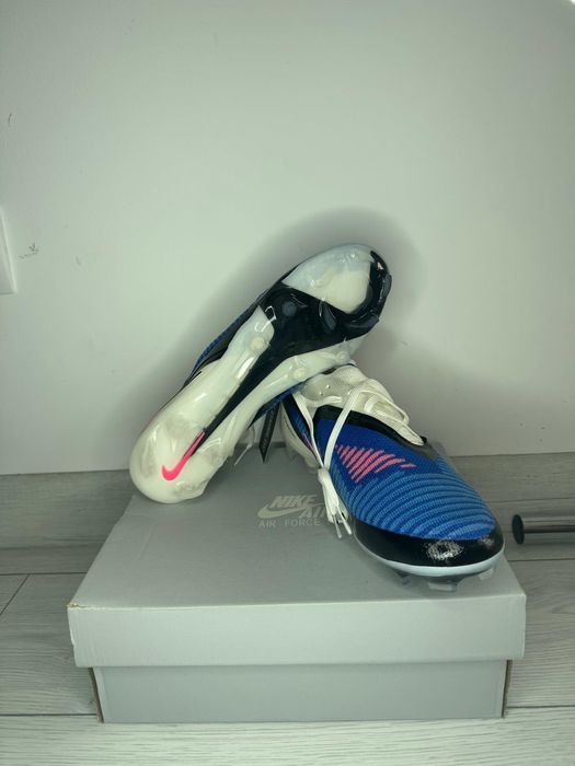 Ghete fotbal noi Elite Version originale