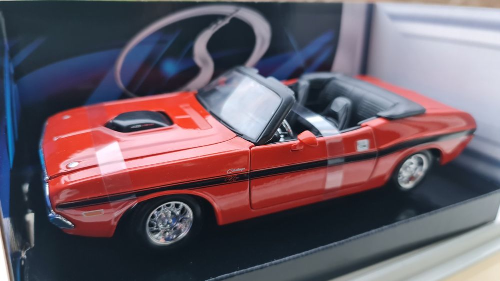 MAISTO 1:24 м. Нови в кутий