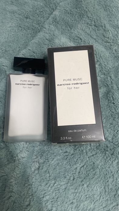 Парфюми пръскани няколко пъти