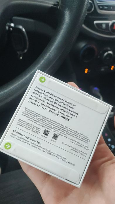 AirPods 4 с шумоподавлением